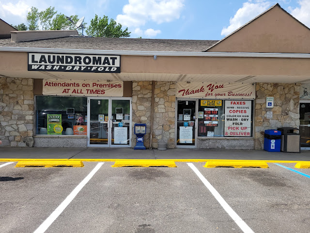 Harbor Island Laundromat