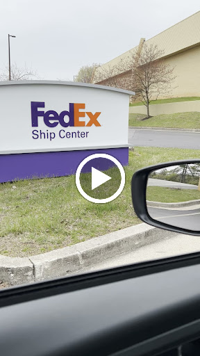 Shipping and Mailing Service «FedEx Ship Center», reviews and photos, 7066 Golden Ring Rd, Baltimore, MD 21237, USA