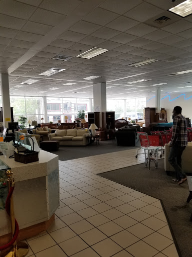 Thrift Store «The Salvation Army Family Store & Donation Center», reviews and photos, 2208 Washington Ave, Houston, TX 77007, USA