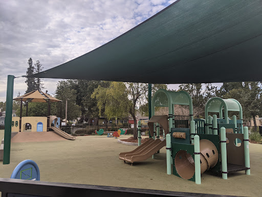 Park «Lincoln Glen Park», reviews and photos, Curtner Ave & Radio Ave, San Jose, CA 95125, USA