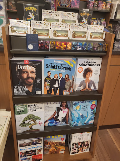 Book Store «Barnes & Noble Booksellers The Shops at River Crossing», reviews and photos, 8675 River Crossing Blvd, Indianapolis, IN 46240, USA