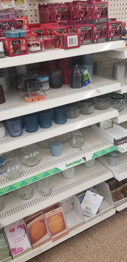 Dollar Store «Dollar Tree», reviews and photos, 912 River St Ste 100, Hyde Park, MA 02136, USA