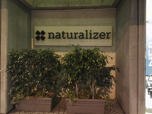 Naturalizer, 3 Embarcadero Center #41, San Francisco, CA 94111, USA, 