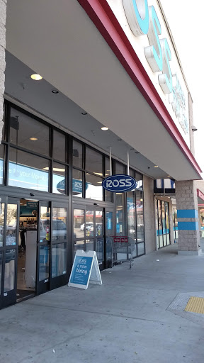 Warehouse store «Costco Wholesale», reviews and photos, 1000 N Rengstorff Ave, Mountain View, CA 94043, USA