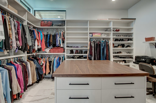 Furniture Store «Ellecor Design & Gifts», reviews and photos, 2144 E Republic Rd, Springfield, MO 65804, USA