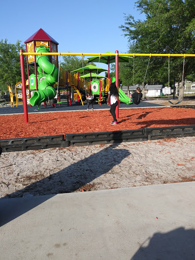 Community Center «Harris M Saxon Community Center and Park», reviews and photos, 2329 California St, Deltona, FL 32738, USA