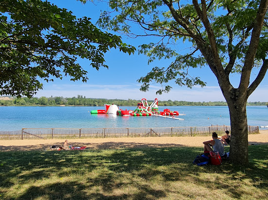 Plage du Lac de Saint-Cyr