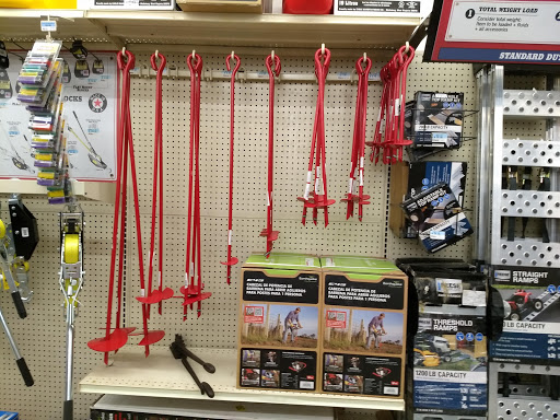Home Improvement Store «Tractor Supply Co.», reviews and photos, 389 Comfort Dr, Harrison, OH 45030, USA