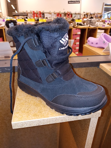 Shopping Mall «Crossroads Shopping Center», reviews and photos, 409 Tarrytown Rd, White Plains, NY 10607, USA