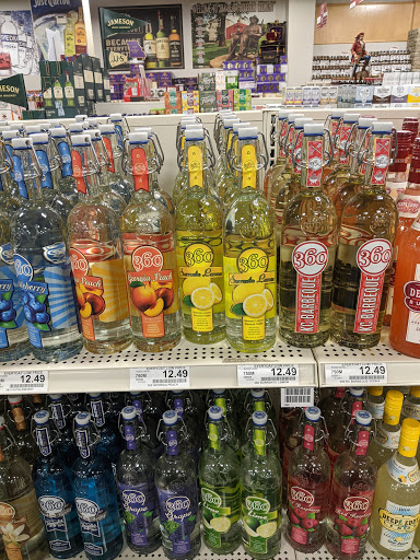 Liquor Store «Lukas Liquor Superstore», reviews and photos, 13657 Washington St, Kansas City, MO 64145, USA