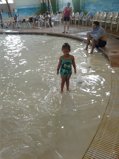 Water Park «Lancaster’s Caribbean Indoor Waterpark», reviews and photos, 2100 Lincoln Hwy E, Lancaster, PA 17602, USA