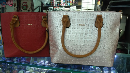 Tiendas para comprar bolsos mujer Maracaibo