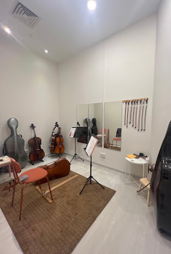 Opinii despre Sunyul Music Studio în Singapore - School