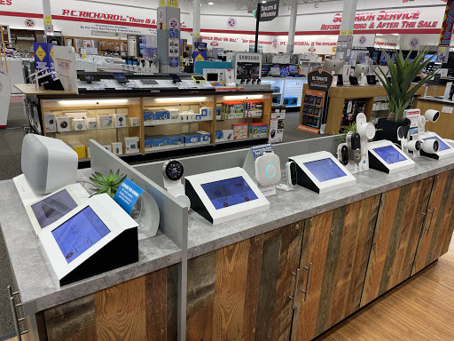 Appliance Store «P.C. Richard & Son», reviews and photos, 136-03 20th Ave, College Point, NY 11356, USA