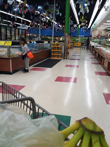 Produce Market «El Ranchito», reviews and photos, 561 E Cass St, Joliet, IL 60432, USA