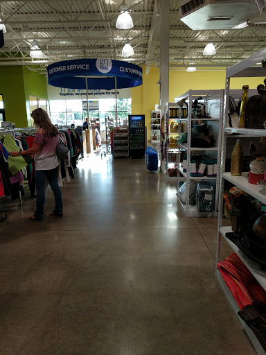 Thrift Store «Goodwill - Maple Grove: Dunkirk Lane N», reviews and photos, 9530 Dunkirk Ln N, Maple Grove, MN 55311, USA