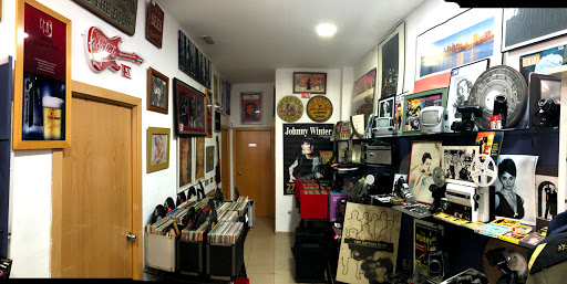 Vinyl stores Seville