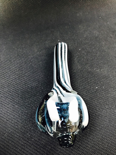 Vaporizer Store «Tobacco King & Vape King», reviews and photos, 1609 S Glebe Rd, Arlington, VA 22204, USA