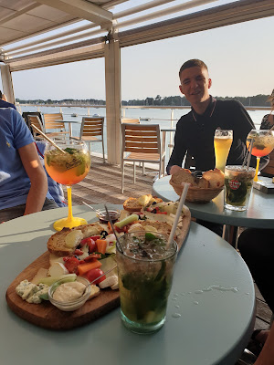 Café de la Plage à Île-Tudy