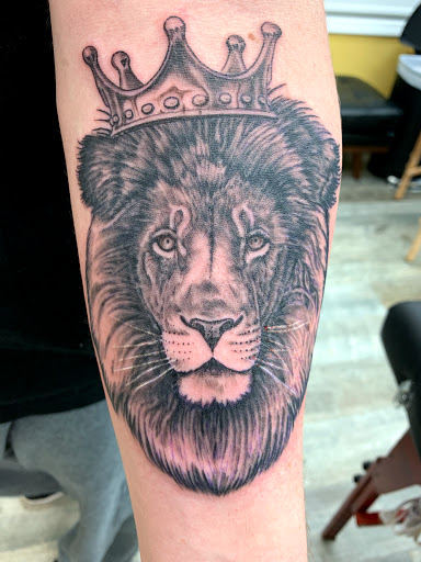 Tattoo Shop «Diamond Mind Tattoo», reviews and photos, 53 Main St, Buzzards Bay, MA 02532, USA