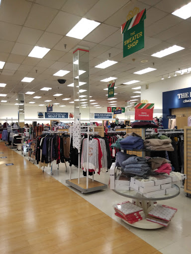 Shopping Mall «Crossroads Plaza», reviews and photos, 213 Crossroads Blvd, Cary, NC 27518, USA