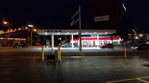 Hotel «Howard Johnson Closest to the Falls and Casino», reviews and photos, 454 Main St, Niagara Falls, NY 14301, USA