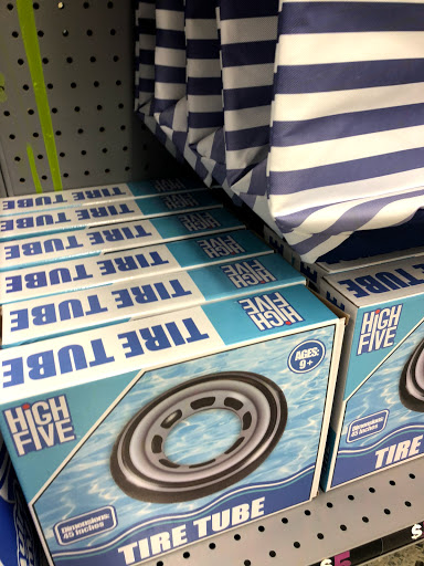 Variety Store «Five Below», reviews and photos, 1600 Mall of Georgia Blvd #1120, Buford, GA 30519, USA