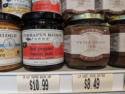 Liquor Store «Parkway Wine & Spirits», reviews and photos, 611 President Pl, Smyrna, TN 37167, USA