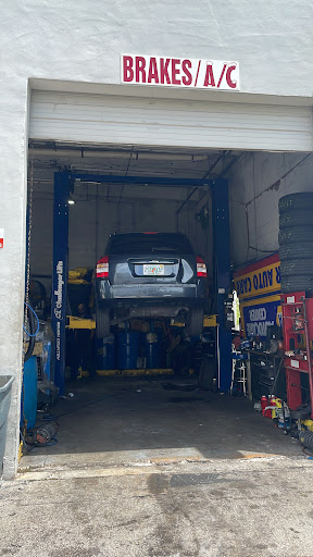 Auto Repair Shop «CBR Auto Care», reviews and photos, 2713 NW 79th Ave, Doral, FL 33122, USA