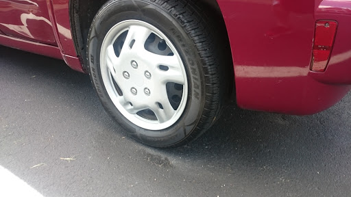 Tire Shop «Discount Tire Store - Cumming, GA», reviews and photos, 1600 Market Pl Blvd, Cumming, GA 30041, USA