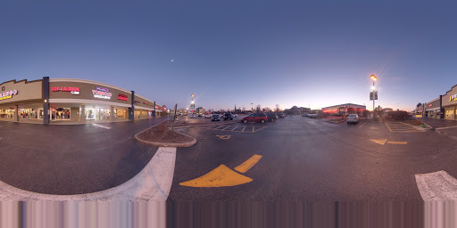 Top Fashion, 54 W Lake St, Addison, IL 60101, USA, 