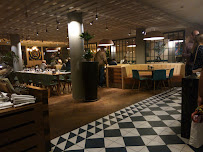 Atmosphère du Restaurant Bar Le Quai du 7ème à Marseille - n°16