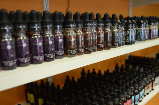 Vaporizer Store «Discover Vapin», reviews and photos, 231 E High St, Mooresville, IN 46158, USA