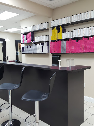 Beauty Salon «Arley Beauty Salon», reviews and photos, 522 Red Rd, Miami, FL 33126, USA
