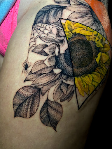 Explore simple male tattoo ideas, creative tattoo ideas in Apple Valley, available at Klassic tattoo