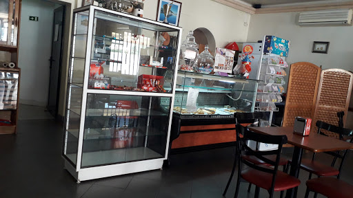 Café Pastelaria Zig Zag no Praia do Ribatejo, Santarém