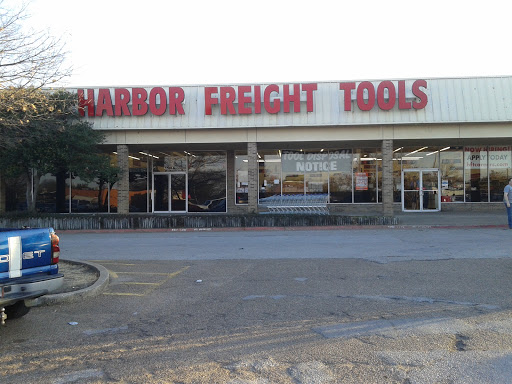 Hardware Store «Harbor Freight Tools», reviews and photos, 1704 E Belt Line Rd, Richardson, TX 75081, USA