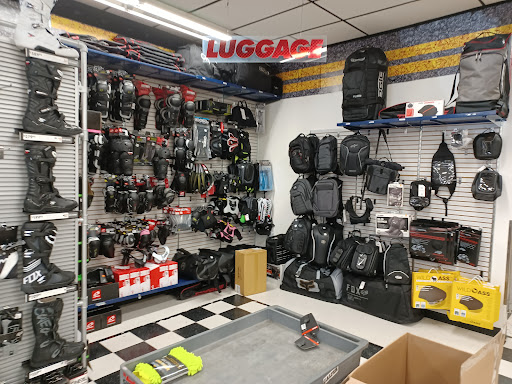 Motorcycle Parts Store «Cycle Gear», reviews and photos, 21725 Vanowen St, Canoga Park, CA 91303, USA