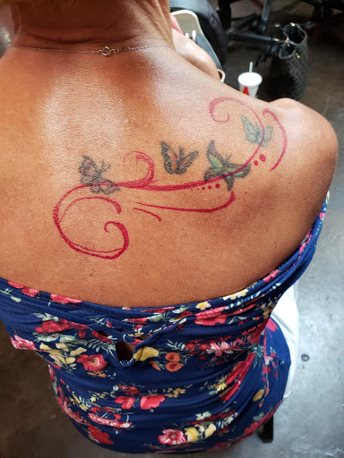 Tattoo Shop «Radiant Ink Tattoo Studio», reviews and photos, 211 W 1st St, Chico, CA 95928, USA