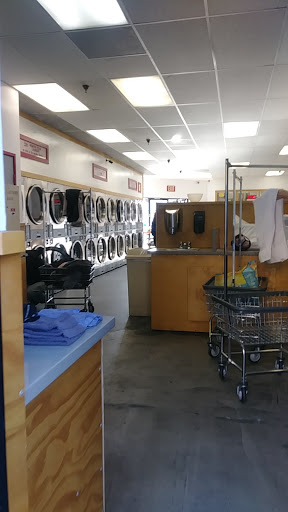 Laundromat «18 Minute Wash», reviews and photos, 730 S Pacific Coast Hwy # 103, Redondo Beach, CA 90277, USA