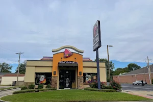 Taco Bell image