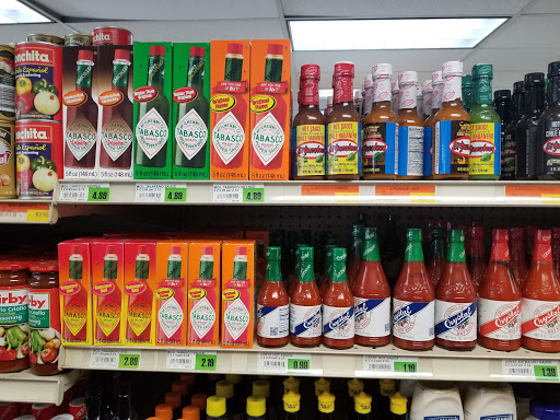 Grocery Store «Meridian Food Market», reviews and photos, 812 6th St, Miami Beach, FL 33139, USA