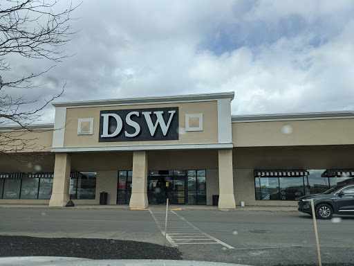 Shoe Store «DSW Designer Shoe Warehouse», reviews and photos, 198 Maine Mall Rd, South Portland, ME 04106, USA