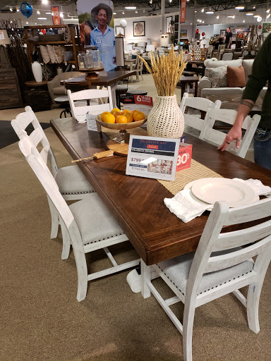 Furniture Store «Ashley HomeStore», reviews and photos, 7375 Jefferson Blvd, Louisville, KY 40219, USA