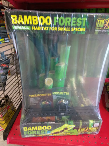 Pet Supply Store «Petco Animal Supplies», reviews and photos, 10235 Indianapolis Blvd, Highland, IN 46322, USA