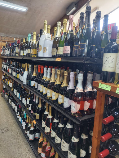 State Liquor Store «Korner Package Store», reviews and photos, 5990 Fairburn Rd, Douglasville, GA 30134, USA