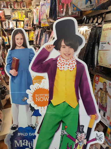 Stores to buy children's costumes London