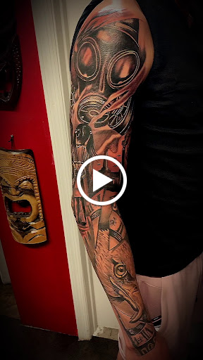 Explore tattoo ideas on hand, creative tattoo ideas in Miami, available at Por vida tattoos