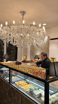 Atmosphère du Restaurant libanais L’Épicerie de Samah à Neuilly-sur-Seine - n°1