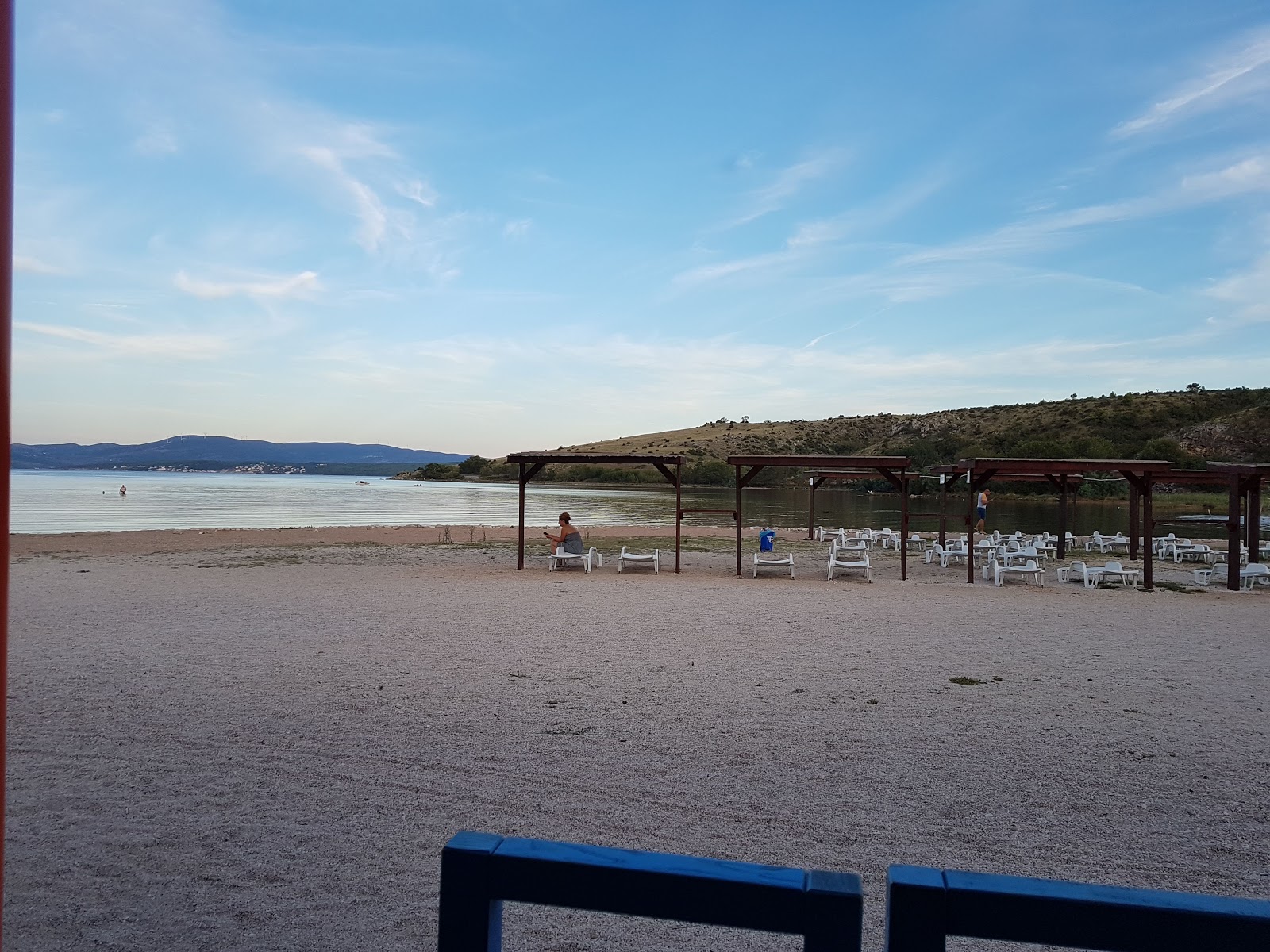 Rezanska plaza II'in fotoğrafı kahverengi kum yüzey ile